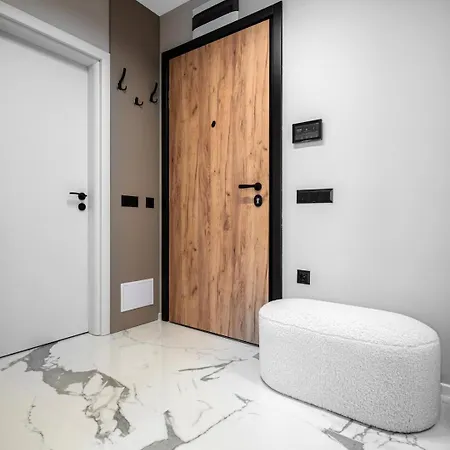 Апартамент Brand New Luxury 1br In W/ Terrace *
